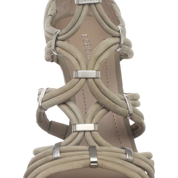 BCBG sandals- Please read description - Picture 2 of 7